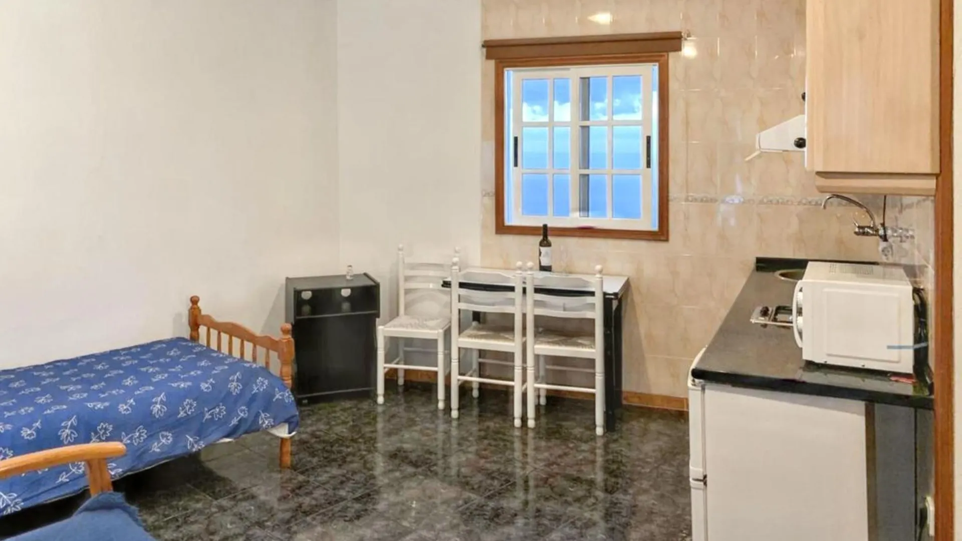Cosy Studio With Sea View And Garden In Frontera 20 M² 0*,  Spain